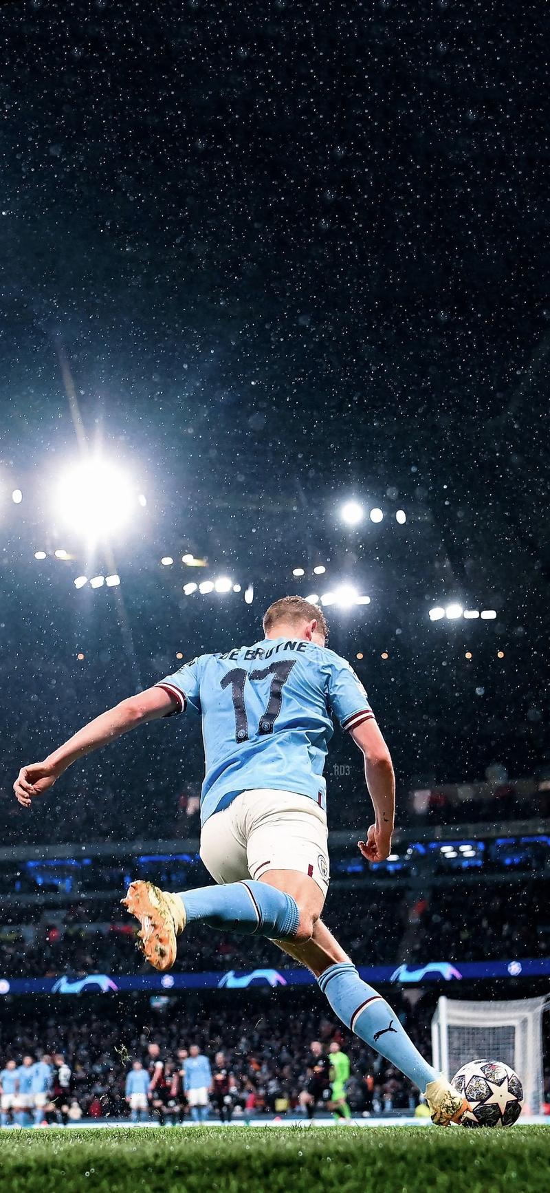 本赛季霍姆格伦出场时，雷霆战绩为20胜0负未尝一败