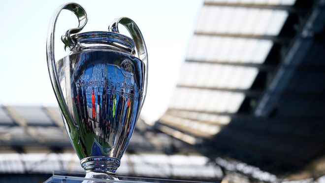 体育产业正 体育产业正